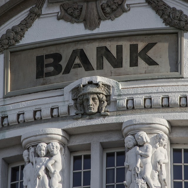 průčelí banky